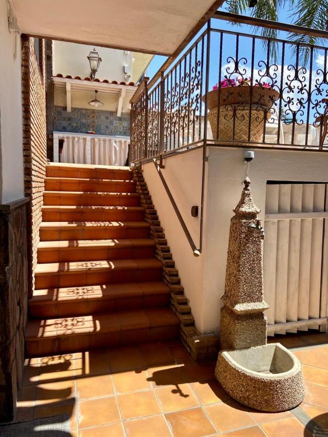 Sofi House-Appartamento In Villa Con Piscina Scafati Exterior foto